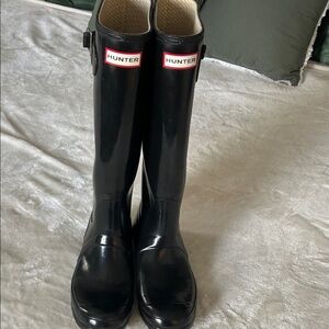 Hunter Glossy Black Knee-High Rain Boots
